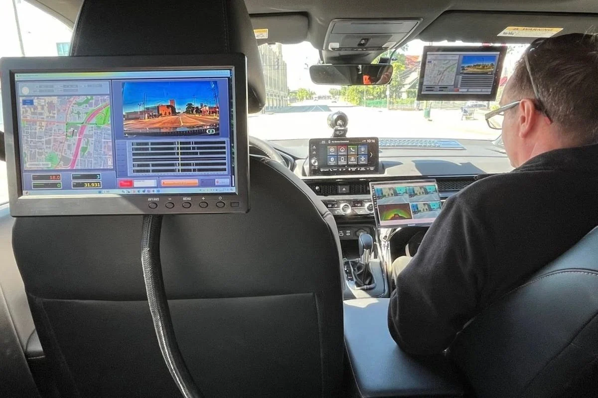 Honda zoekt automatisch naar putten in wegdek